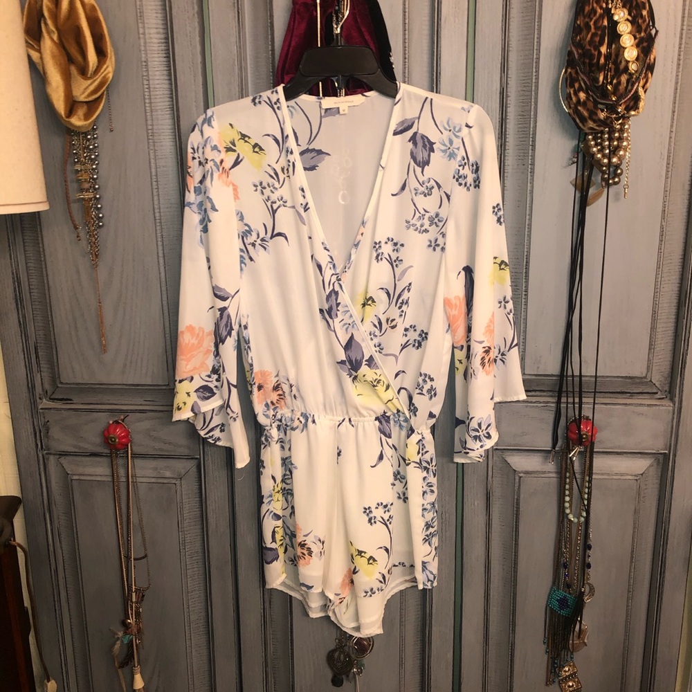 Floral romper - Picture 2 of 2